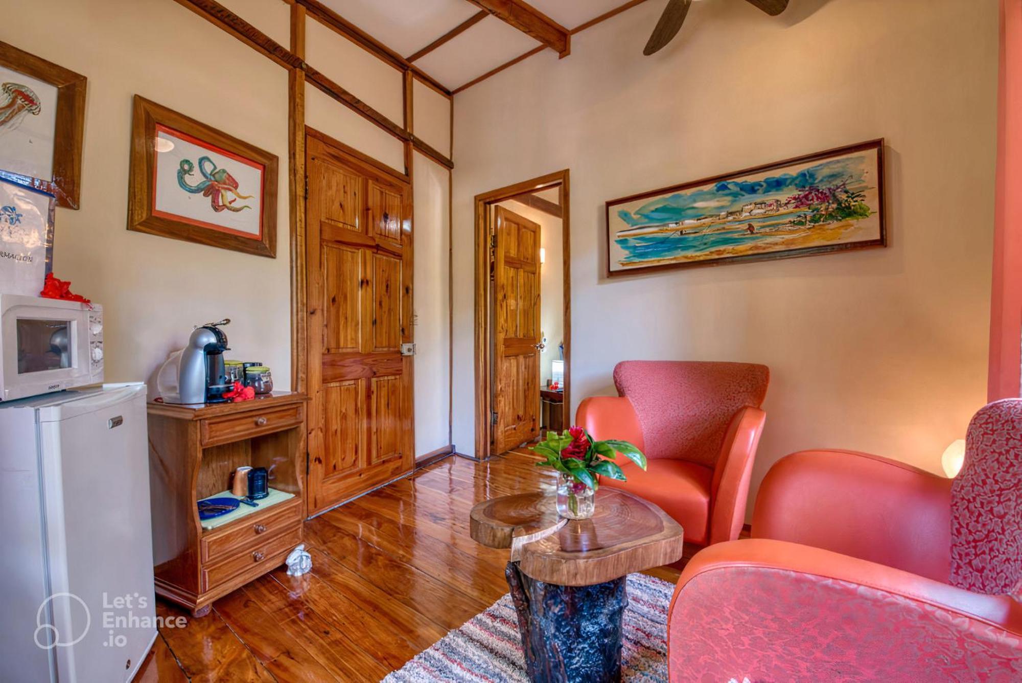 Caribe Town Bungalows Puerto Viejo de Talamanca Esterno foto