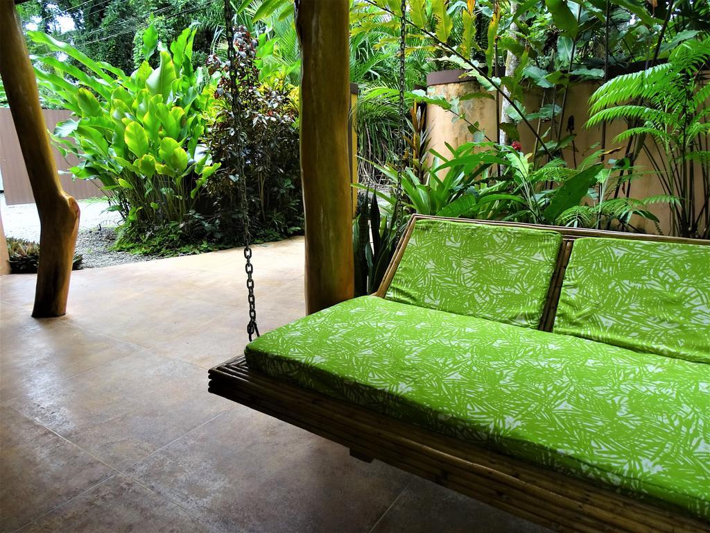Caribe Town Bungalows Puerto Viejo de Talamanca Esterno foto
