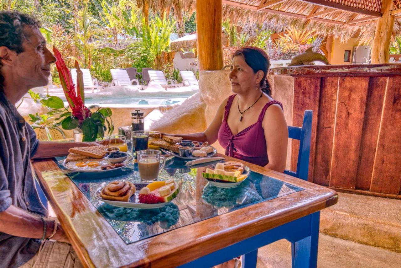 Caribe Town Bungalows Puerto Viejo de Talamanca Esterno foto